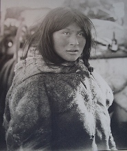 amundsen-dziewczyna.jpg